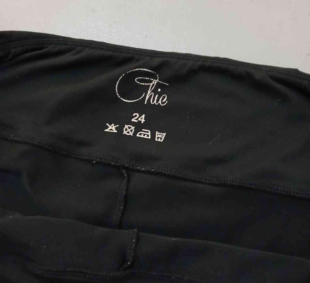 Chic Black Skort for Women Size 24 - Indianapolis, Indiana - FleaMarketBay