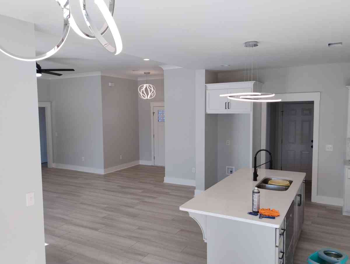 Residential and Commercial cleaning - Wetumpka, Alabama - FleaMarketBay