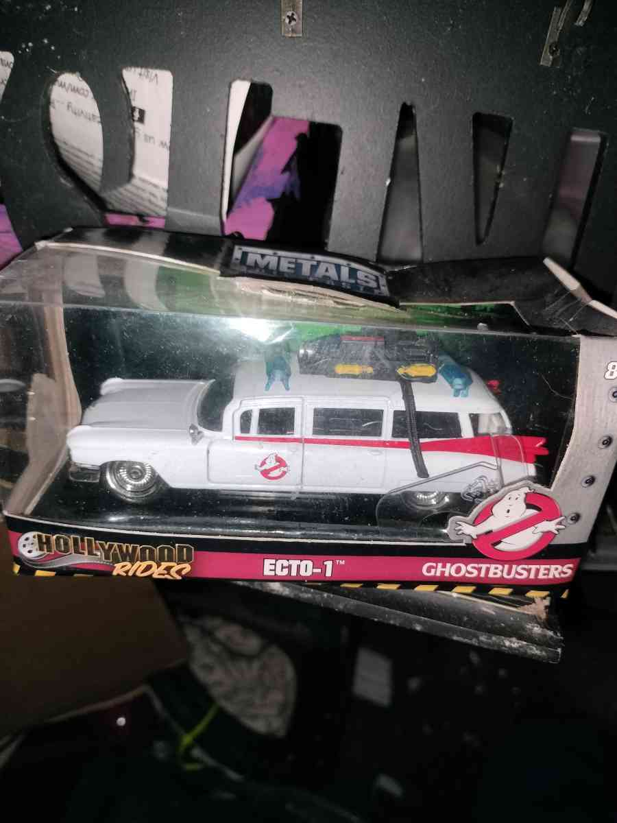 Ghostbusters car in package - Winlock, Washington