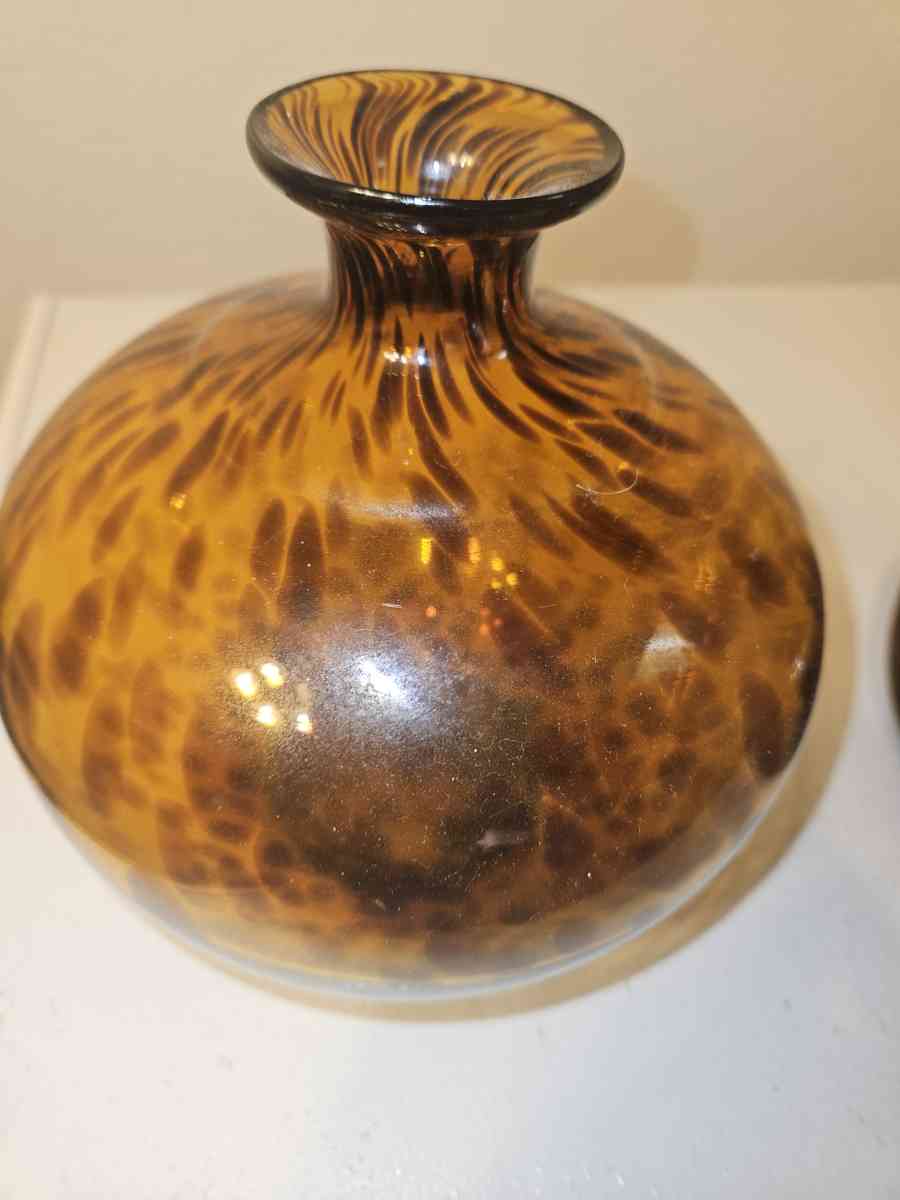 vintage amber glass vases - Aurora, Colorado - FleaMarketBay