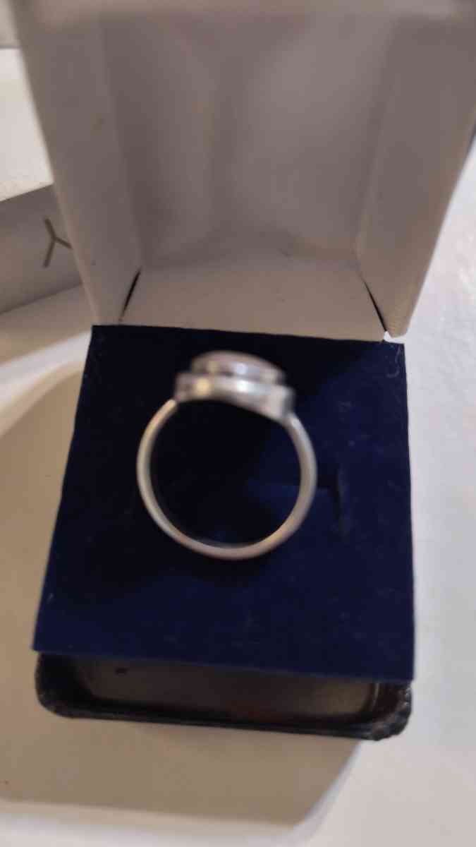 Vintage Avon Mother of Pearl Ring - Greenville, Illinois - FleaMarketBay