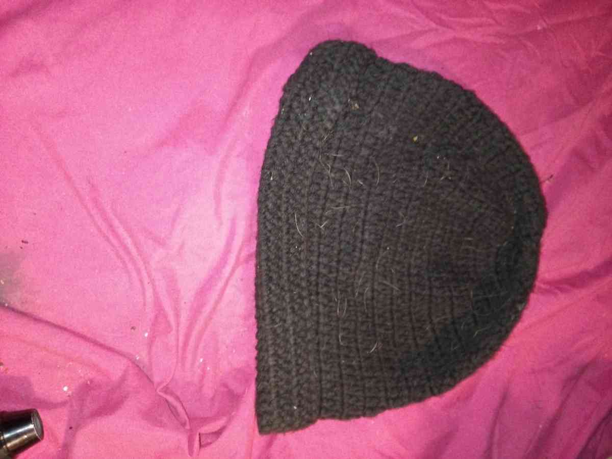 Crochet Hats - Alliance, Ohio - FleaMarketBay