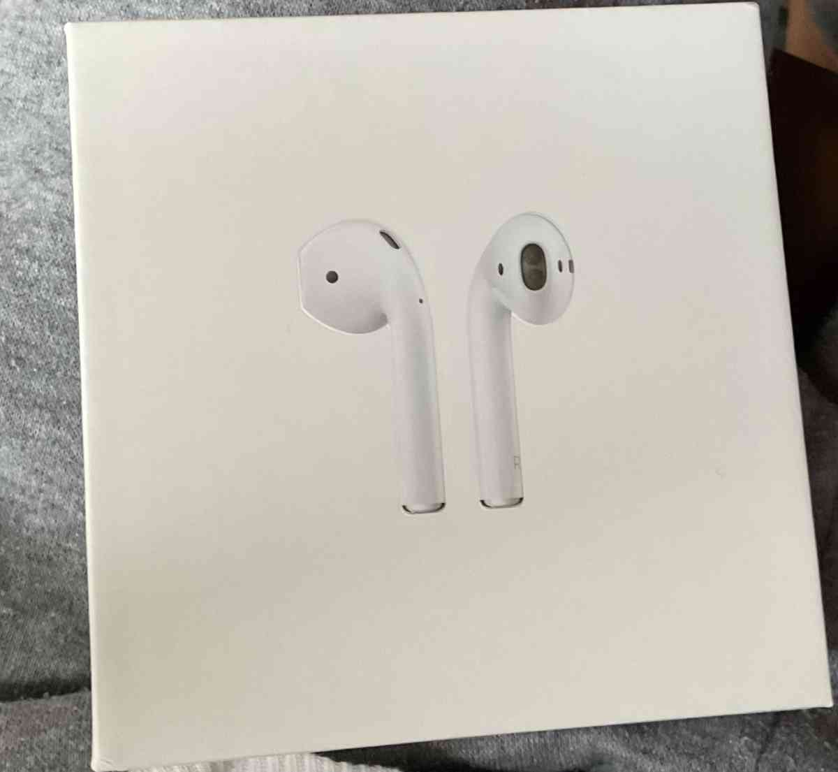 AirPods 2nd generation - Columbus, Ohio - FleaMarketBay