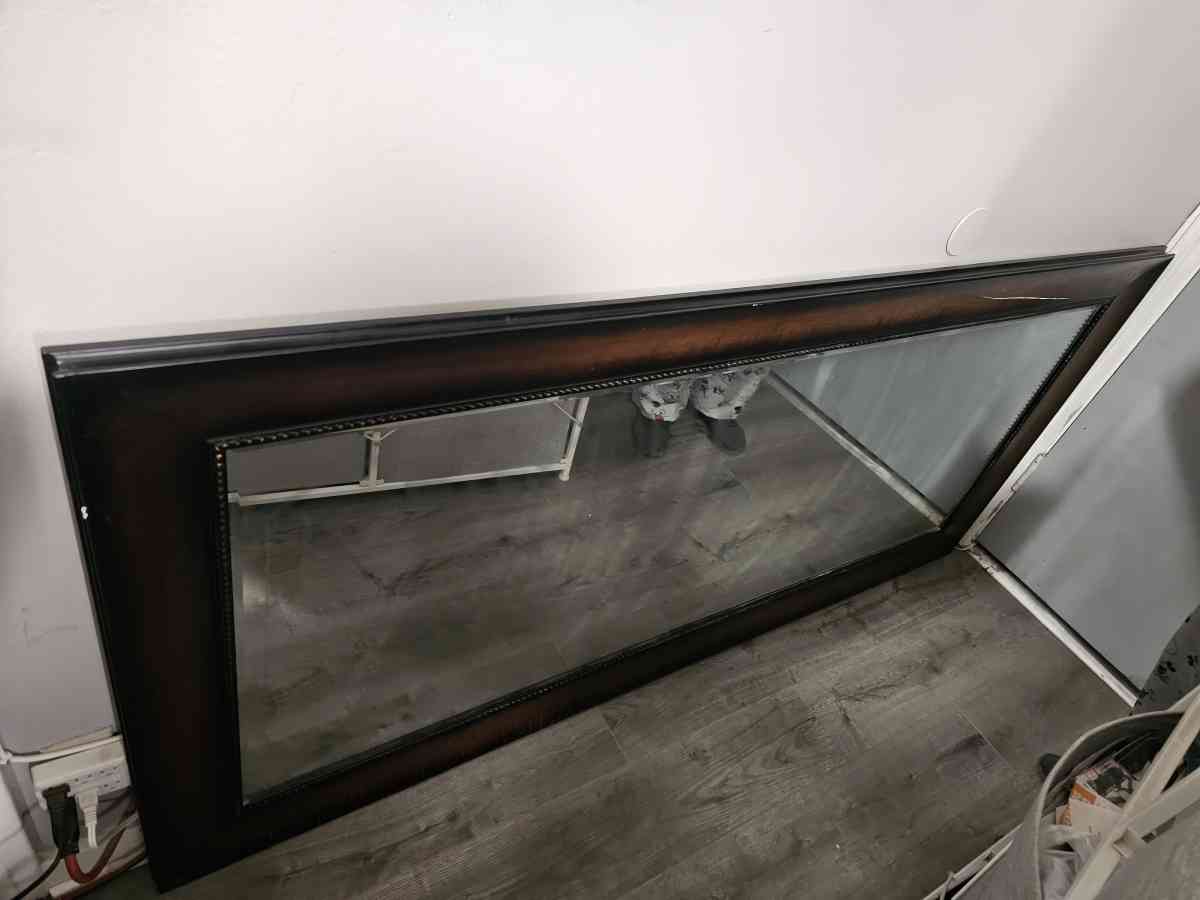 Door Length Mirror - Los Angeles, California - FleaMarketBay