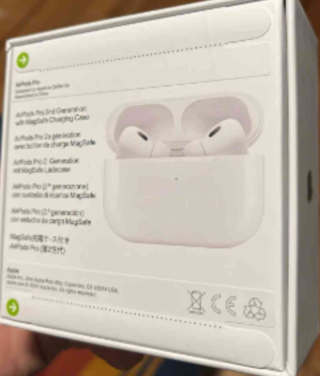 new Airpod oro2 - Saint Paul, Minnesota - FleaMarketBay