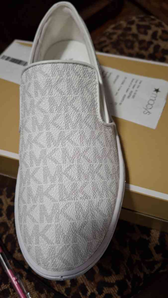 shoes - Columbus, Ohio - FleaMarketBay