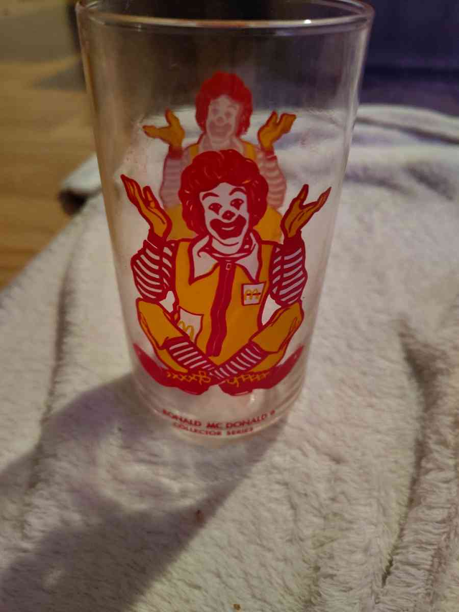 Ronald McDonald 1979 glasses - Cartersville, Georgia - FleaMarketBay