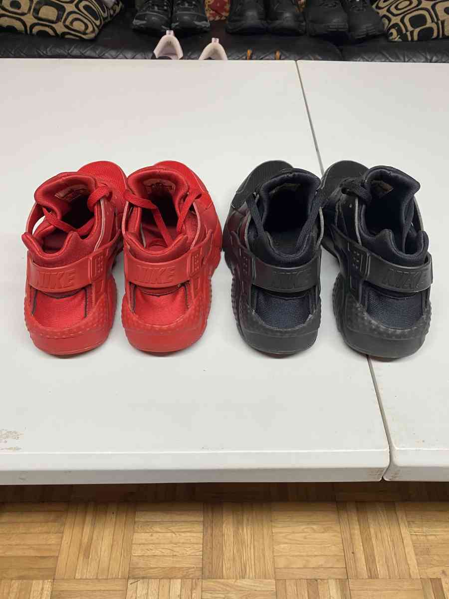 Nike Air Huarache Bundle Black And Red - Frederick, Maryland - FleaMarketBay