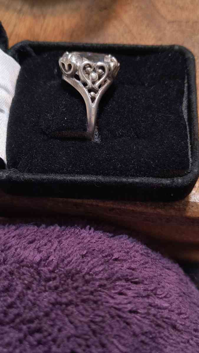 Kabana cocktail Ring - Greenville, Illinois - FleaMarketBay