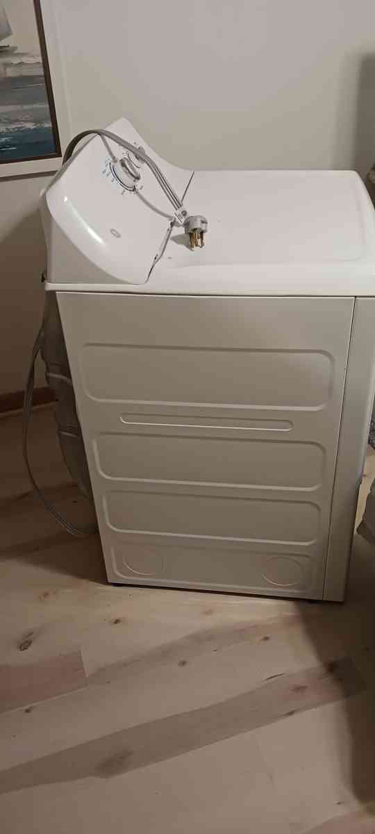 electric GE dryer and Maytag washer - Norfolk, Virginia - FleaMarketBay