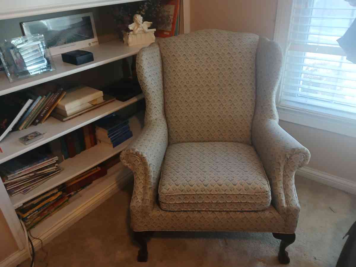 chairs - Huntsville, Alabama - FleaMarketBay