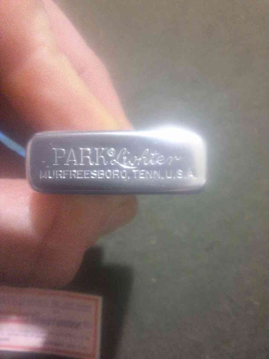 Old lighter - Elizabethton, Tennessee - FleaMarketBay