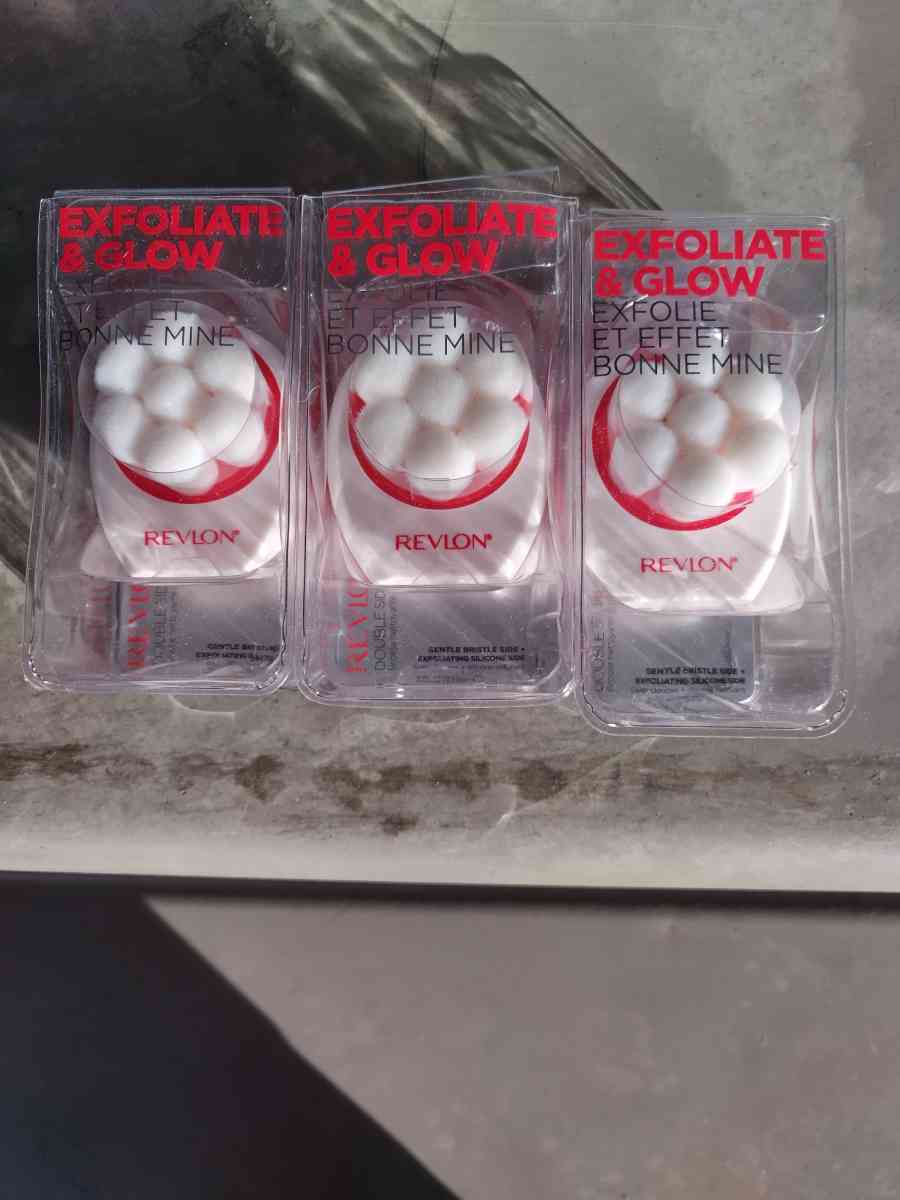 Revlon  exfoliate - Hanford, California