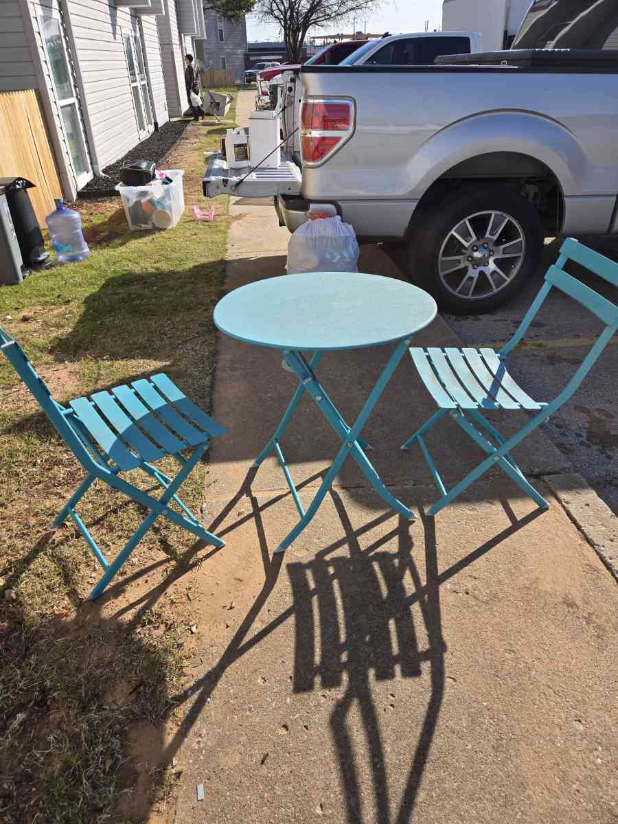 Outside cable and chair - Jenks, Oklahoma