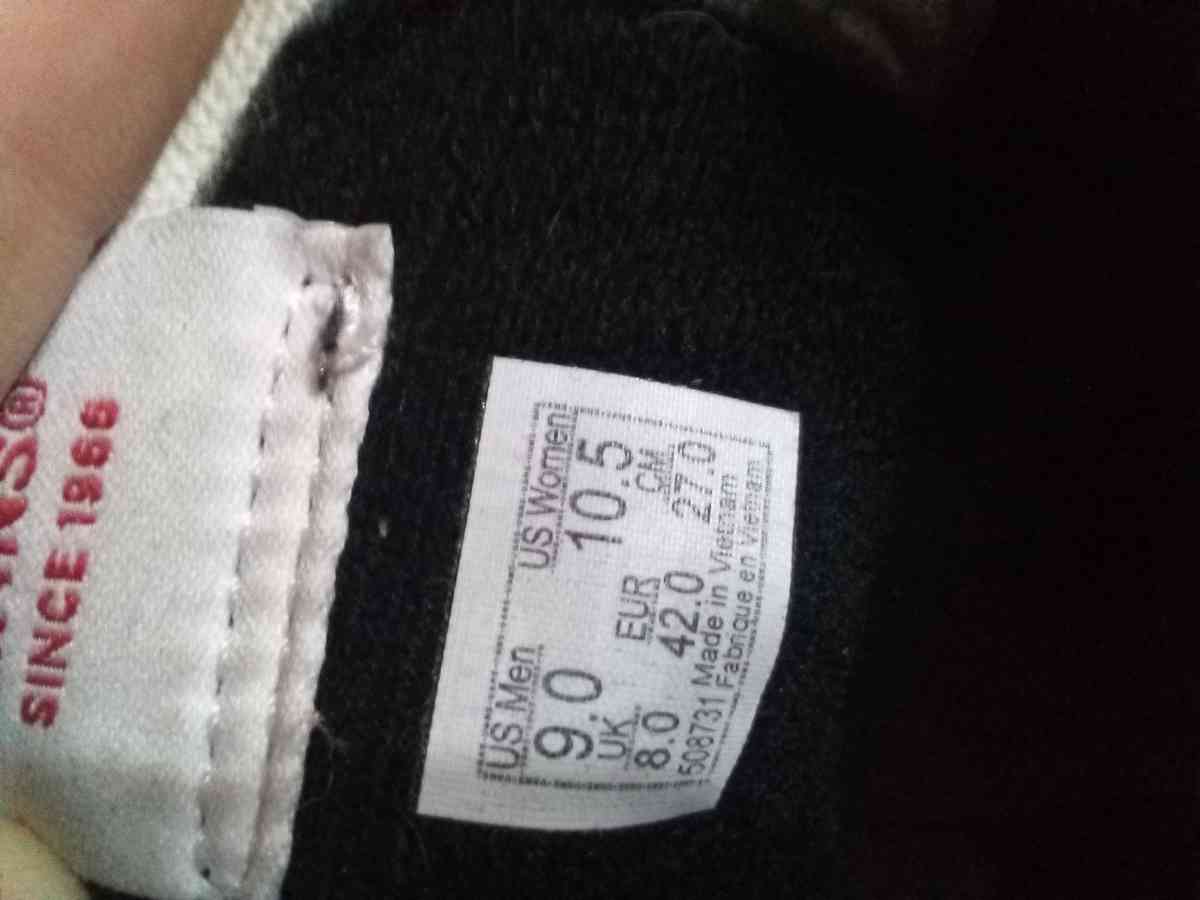 shoes - Broussard, Louisiana - FleaMarketBay