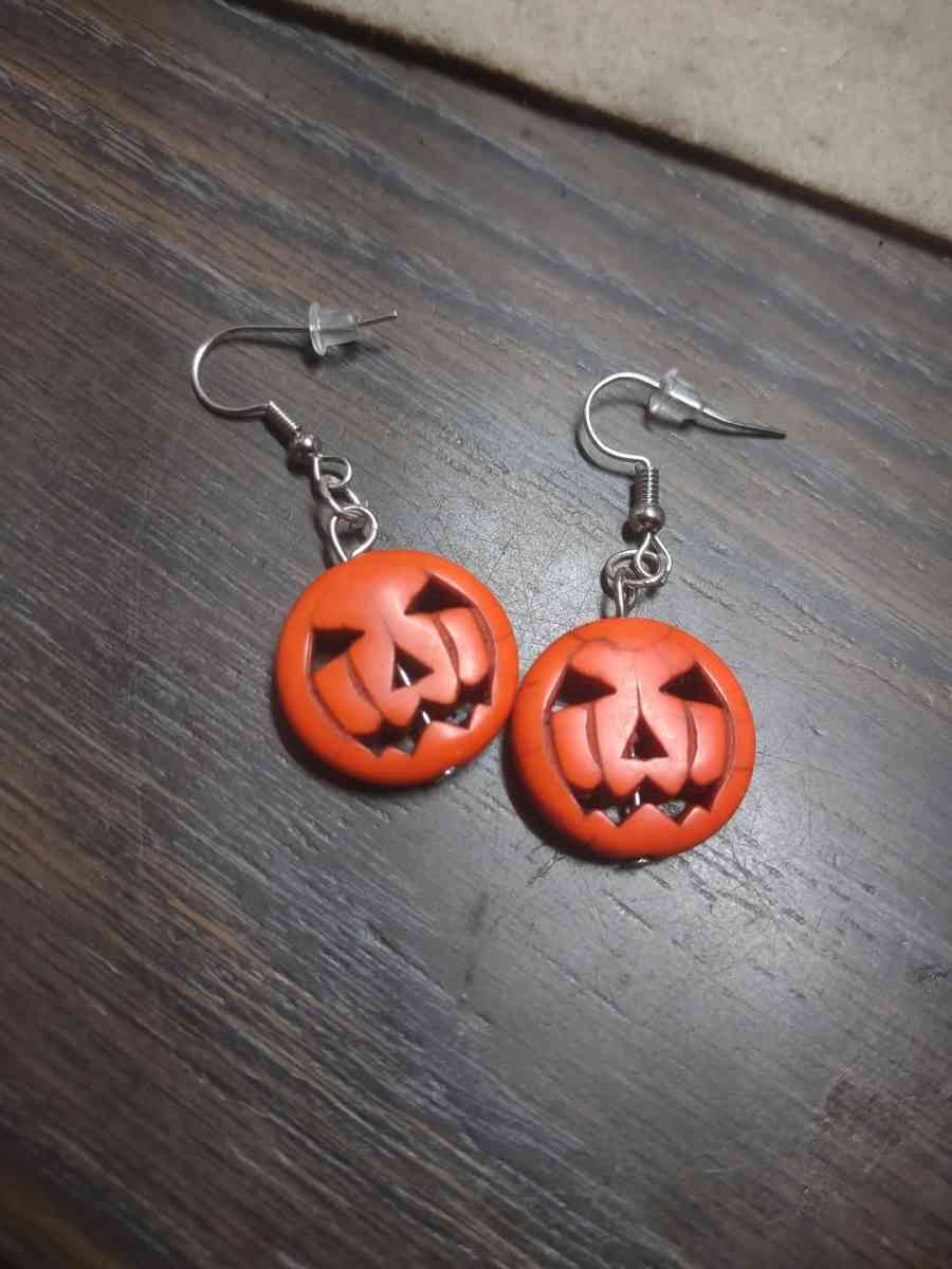 pumpkin earrings set