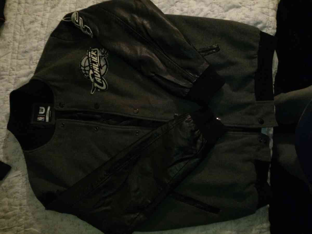 cavaliers coat - Dayton, Ohio