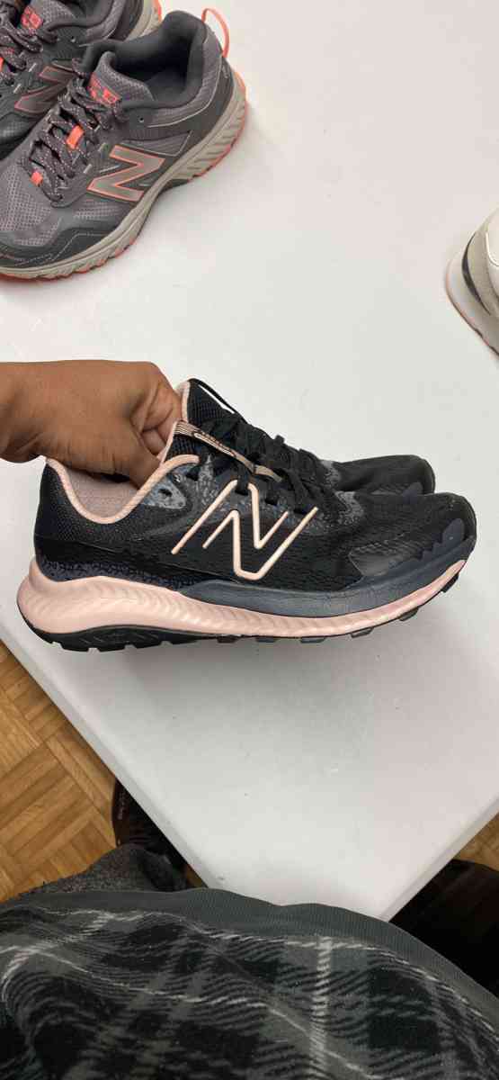 6 Pairs Womens New Balance Sneakers Bundle 9 and 9 Half - Frederick, Maryland - FleaMarketBay