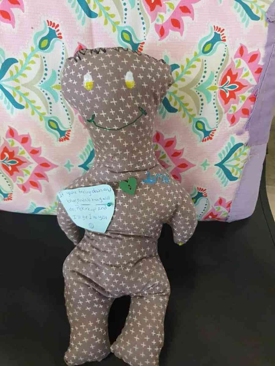 hug dolls - Killeen, Texas - FleaMarketBay