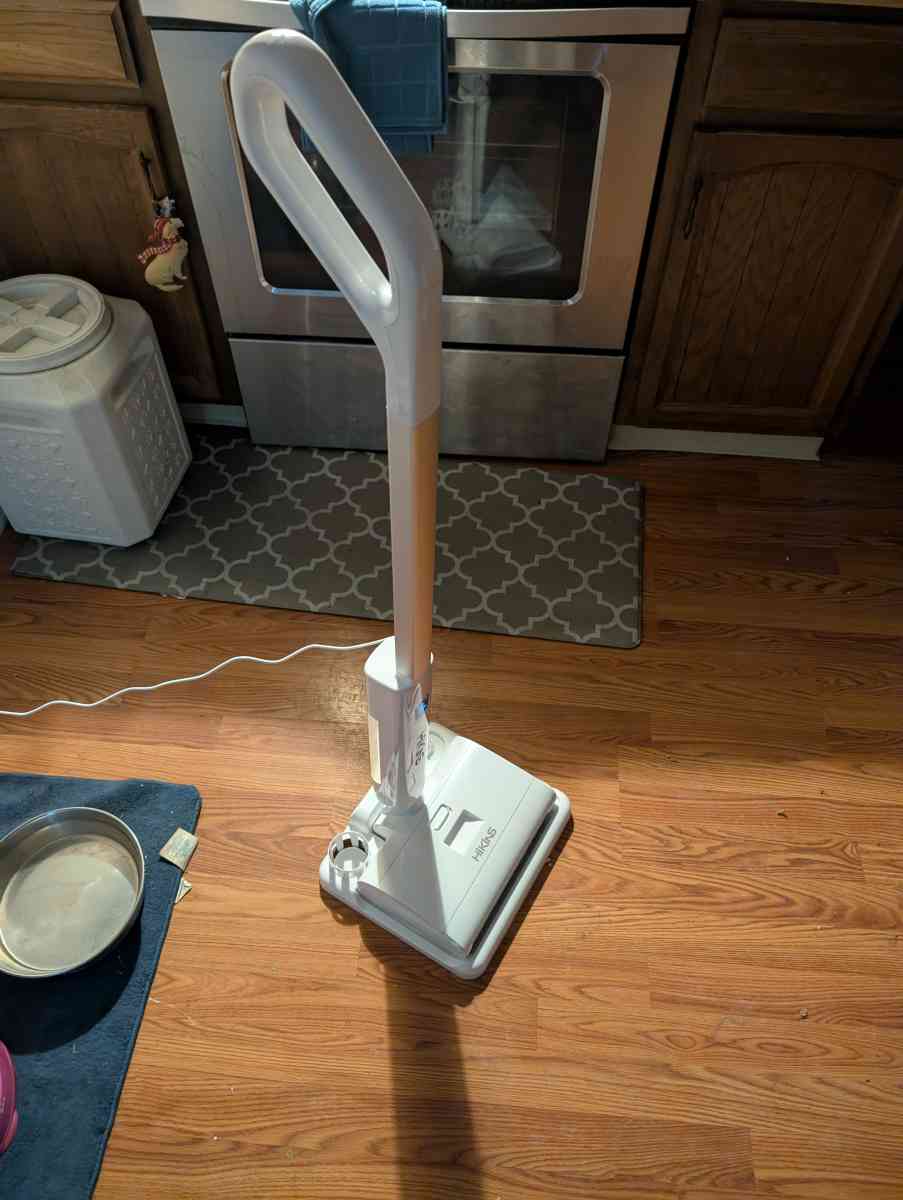 Hikins Cordless Wet Dry Vacuum Mop - Richfield, Ohio - FleaMarketBay