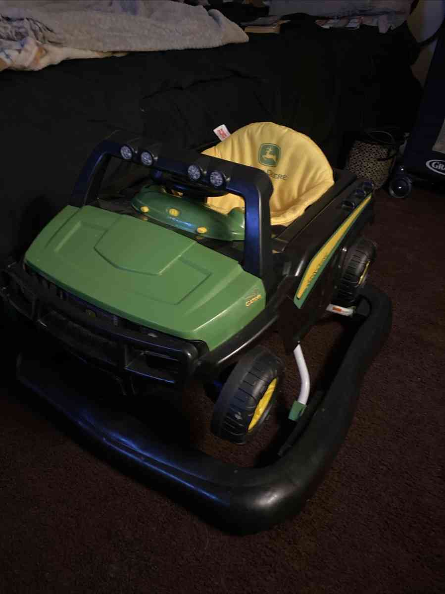 John deer baby walker brand new - Eminence, Kentucky - FleaMarketBay