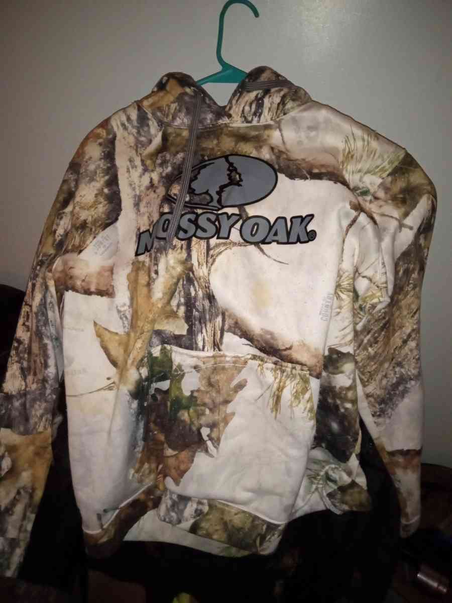hunting clothes - Williamsfield, Ohio - FleaMarketBay
