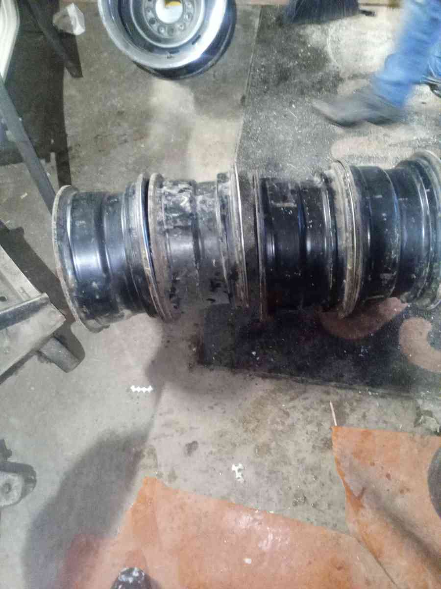 4 GM Chevy rims - Clarksburg, West Virginia - FleaMarketBay