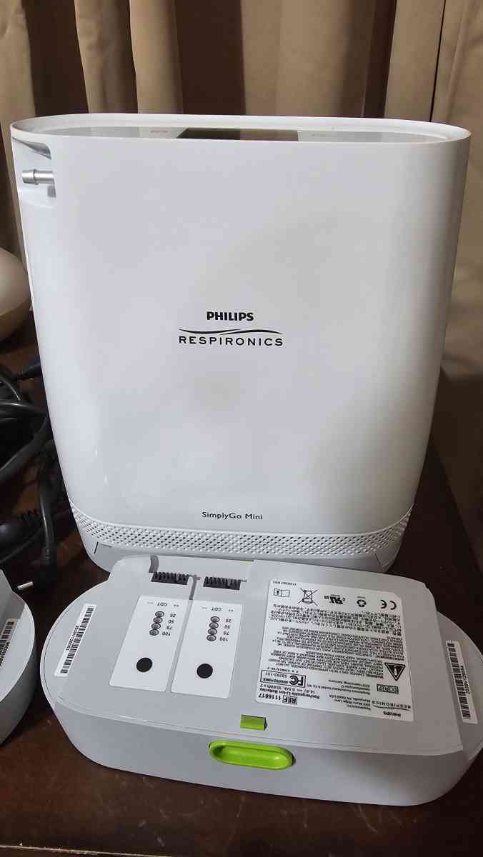 philips simply go mini portable oxygen concentrator - Trion, Georgia - FleaMarketBay