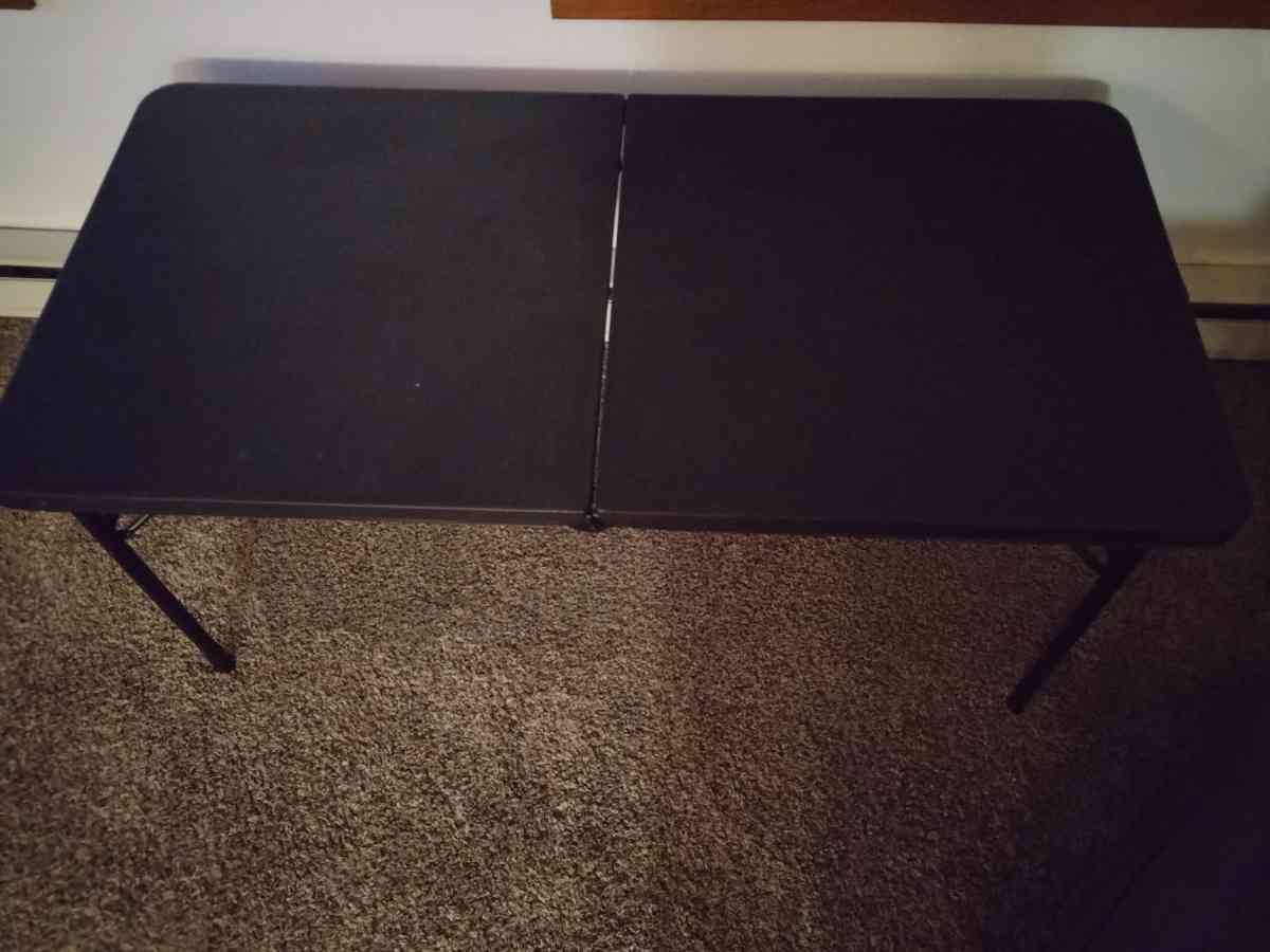 Black Folding Table