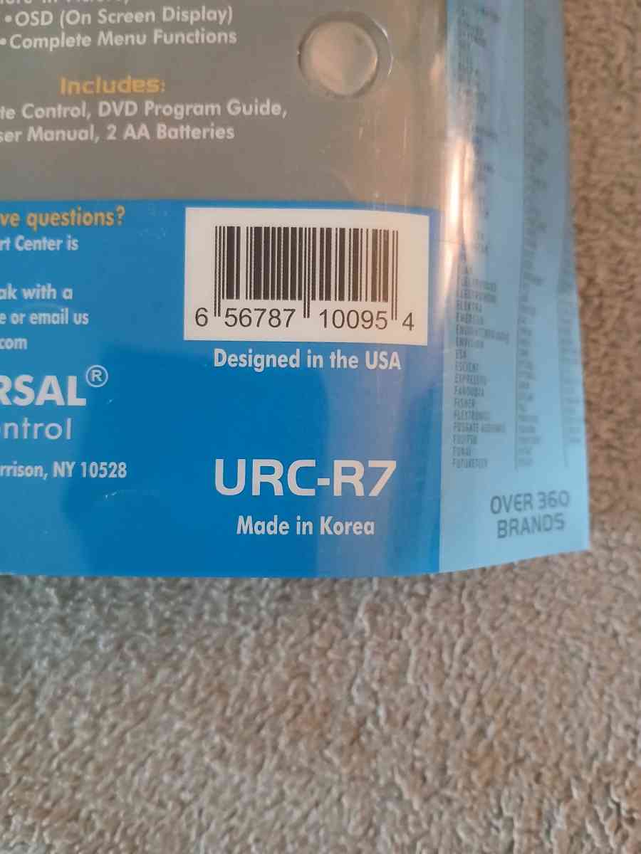 Universal Remote Control URC R7 DVD - North Hollywood, California - FleaMarketBay