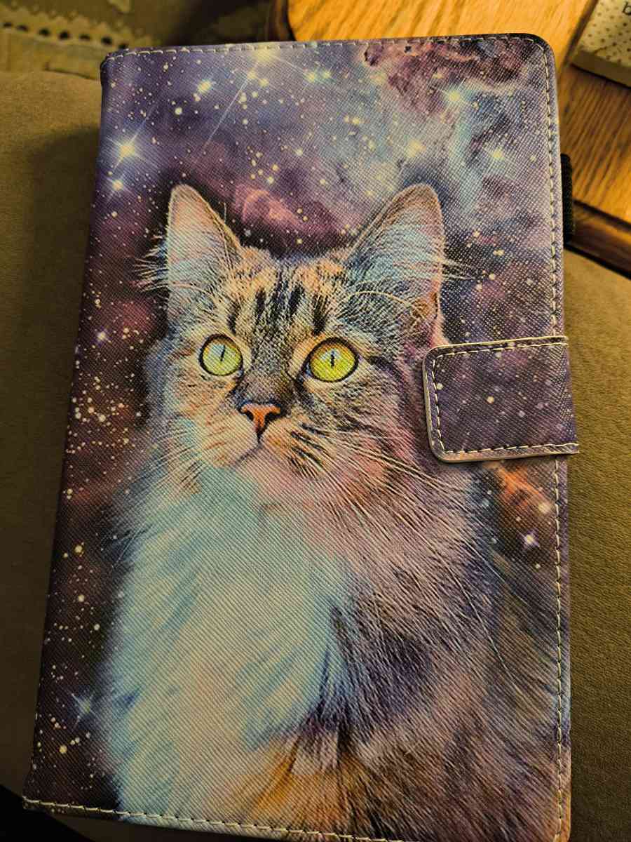 kindle fire tablet 8th generation HD - Westfield, Massachusetts - FleaMarketBay