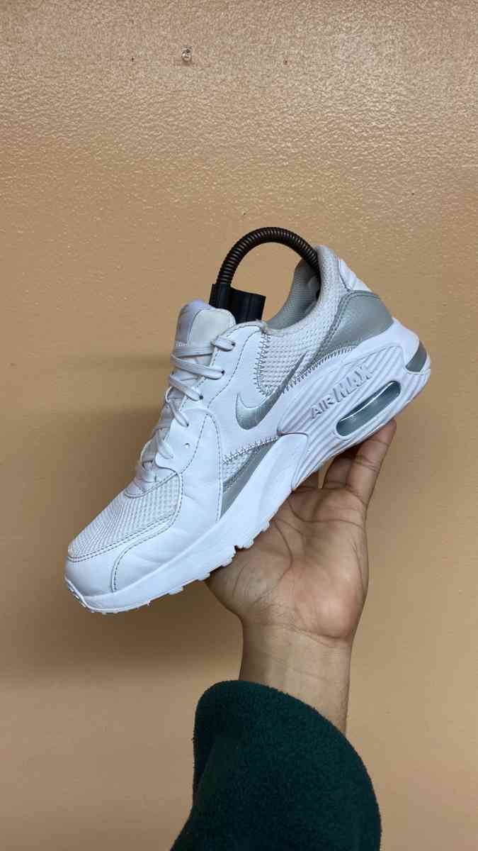 Nike Air Max Excee White Metallic Platinum - Frederick, Maryland - FleaMarketBay