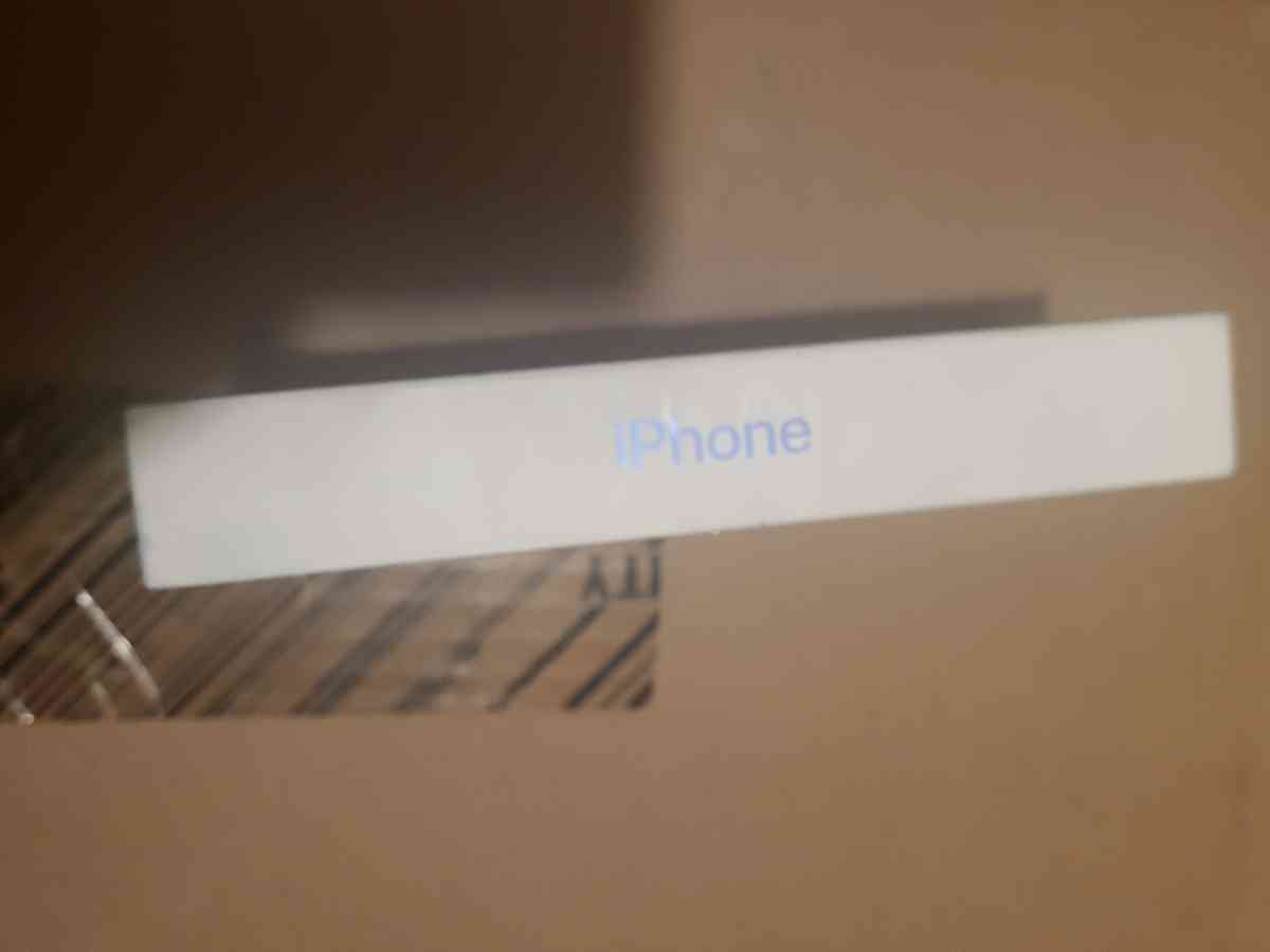 iphone 16 - Oakland, California - FleaMarketBay