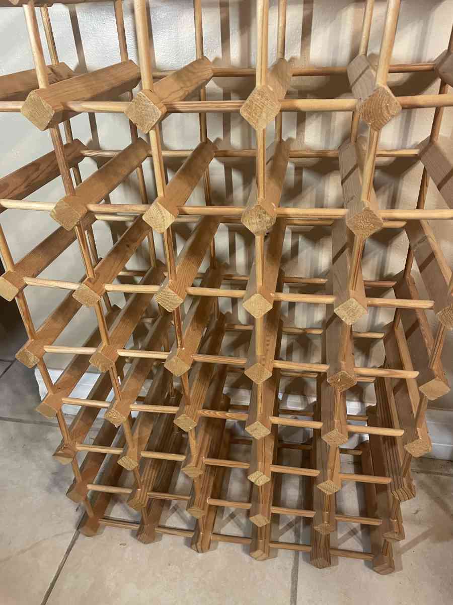 Wooden Wine Rack - Loughman, Florida - FleaMarketBay