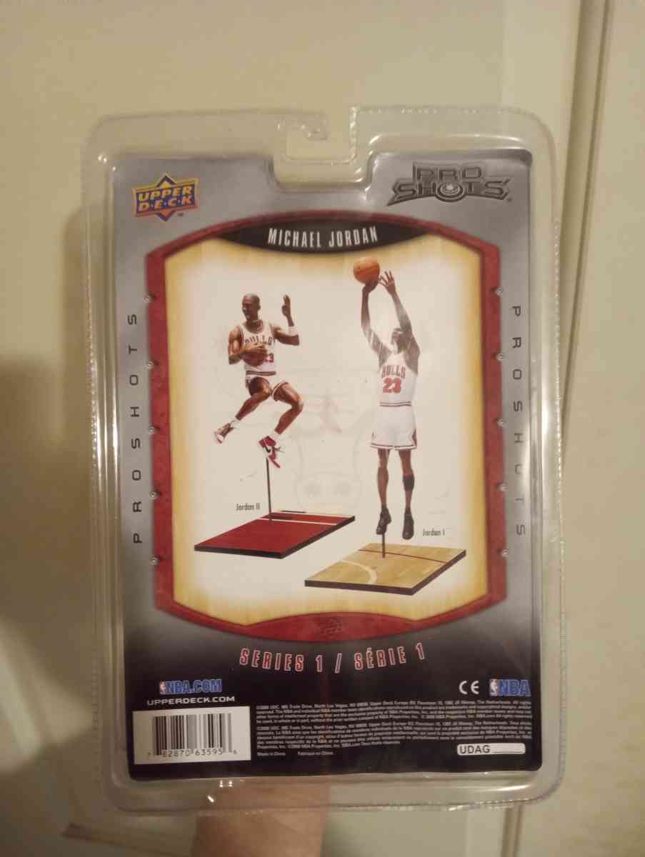rare upper deck pro shots Jordan 2 figure complete in box - Scranton, Pennsylvania - FleaMarketBay
