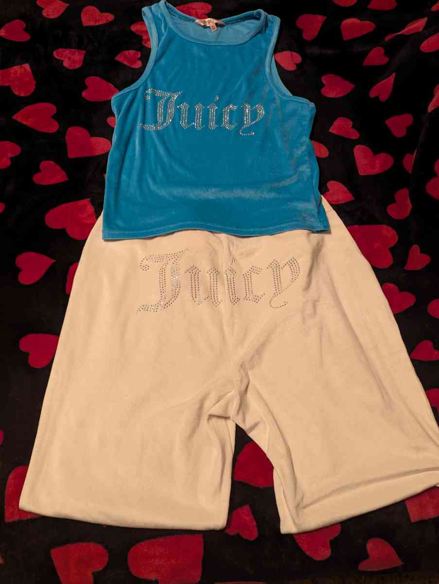 Juicy couture velour track suit blue and white - Neosho, Missouri