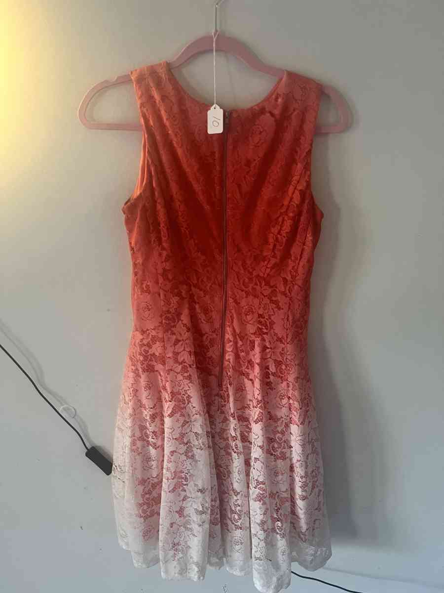 dress - Natchitoches, Louisiana - FleaMarketBay