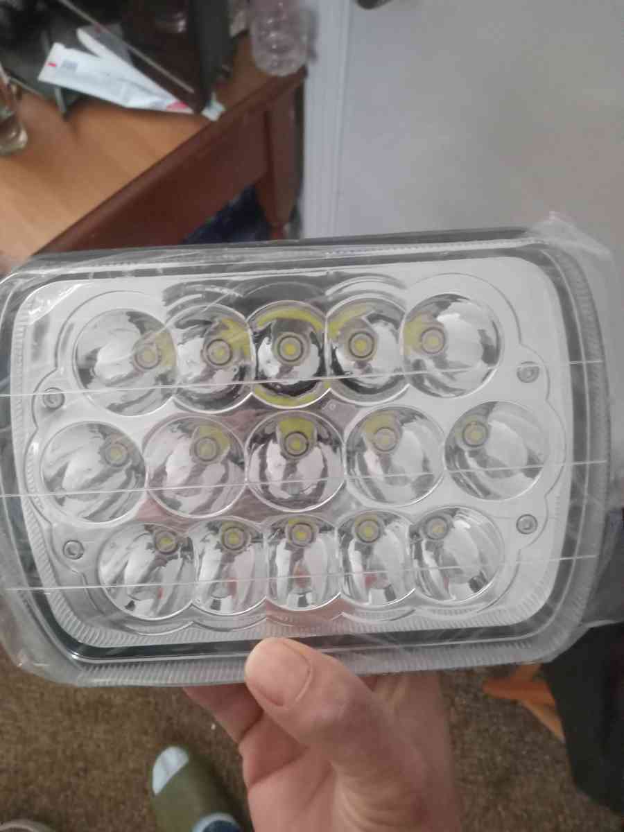 par de faros rectangulares entrada h4 led - Atlanta, Georgia - FleaMarketBay