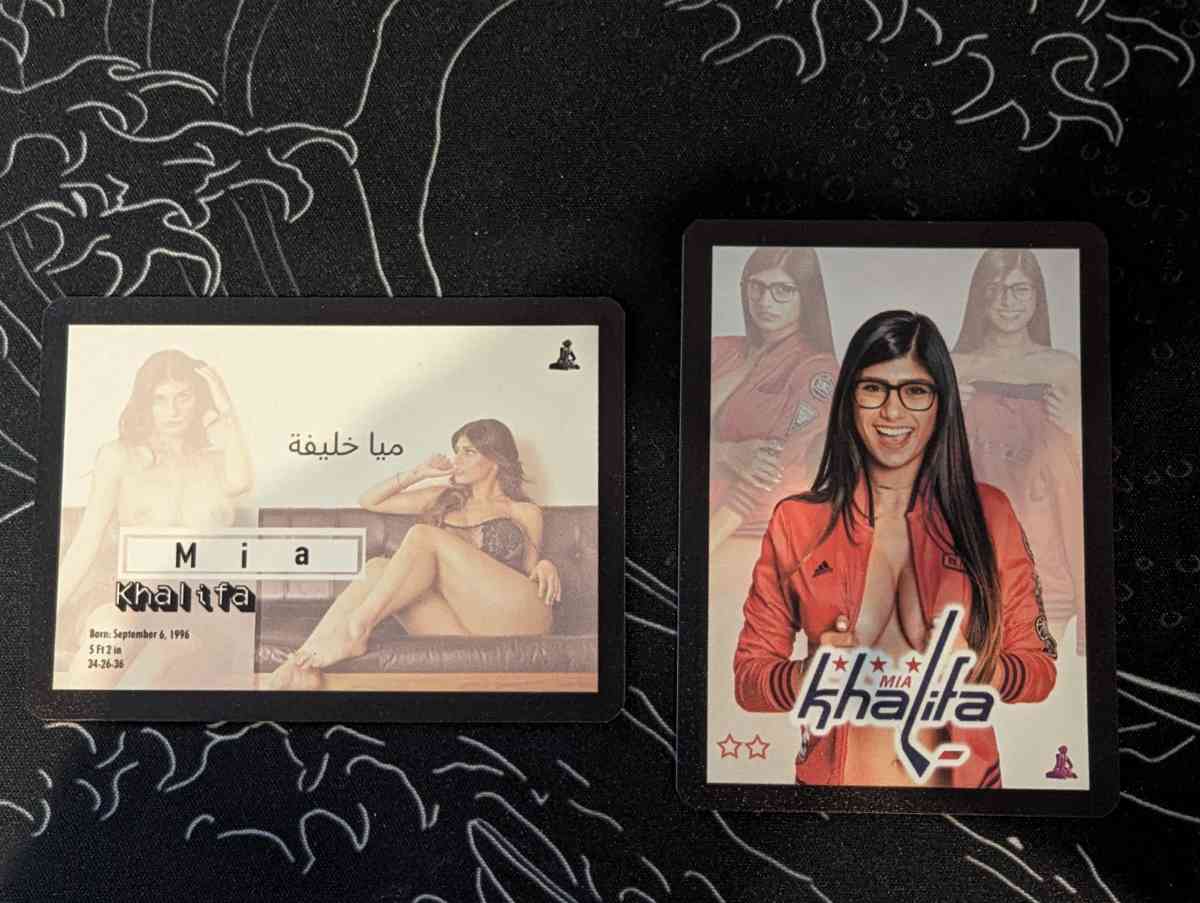 Mia khalifa x 2 trading cards - Chanhassen, Minnesota