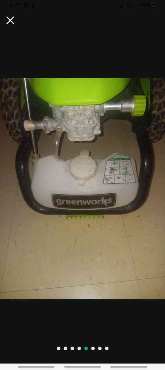 Greenworks 2000psi electric pressure washer - Biloxi, Mississippi - FleaMarketBay
