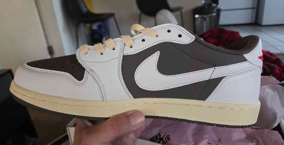 air jordan travis scott never worn - Sanford, Florida