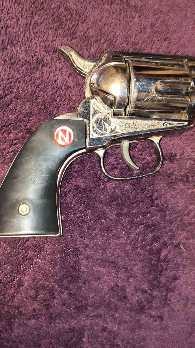 cap gun - Greenville, Illinois - FleaMarketBay