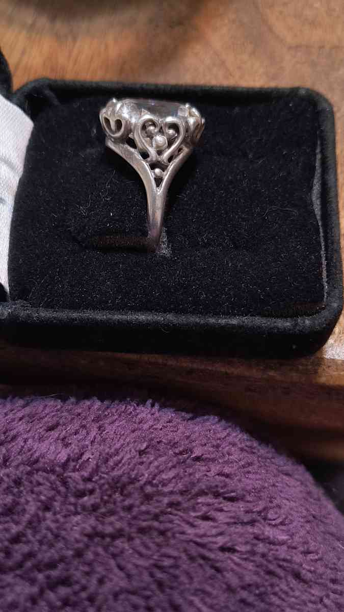 Kabana cocktail Ring - Greenville, Illinois - FleaMarketBay