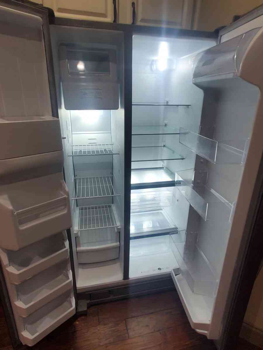Whirlpool  Stainless Steel Front Doors  Refrigerator Freezer - Plano, Texas - FleaMarketBay
