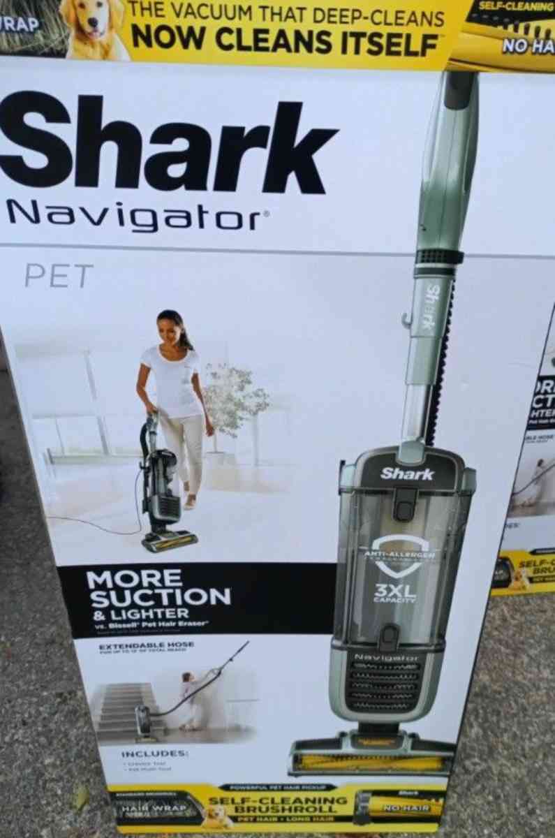 Shark Navigator Pet Pro Upright Vacuum with SelfCleaning Bru - Stockton, California