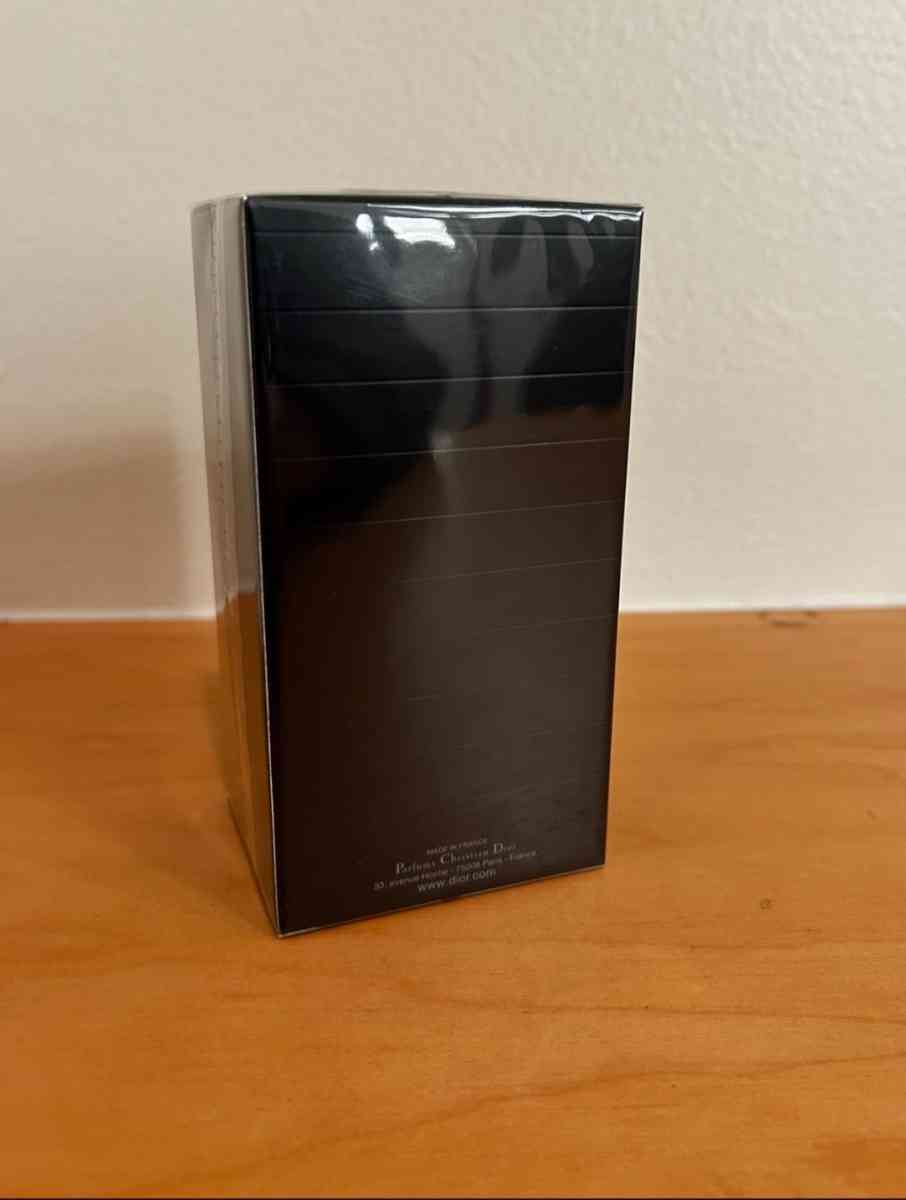Dior Sauvage Eau de Parfum Spray 100ml 34 fl oz - Union, New Jersey - FleaMarketBay