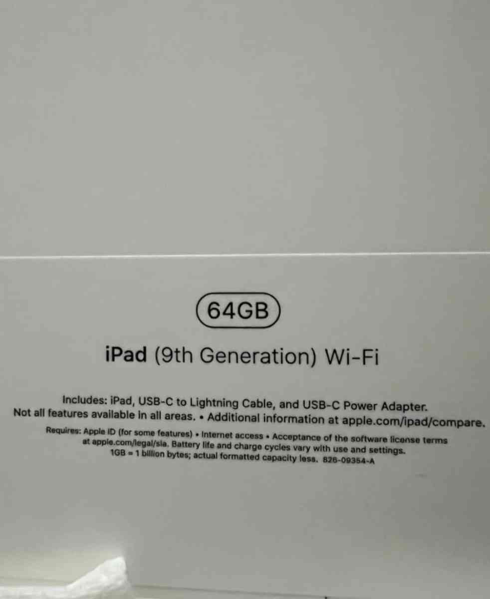 iPad 9th Generation 64GB  WiFi  Space Gray - Bronx, New York - FleaMarketBay