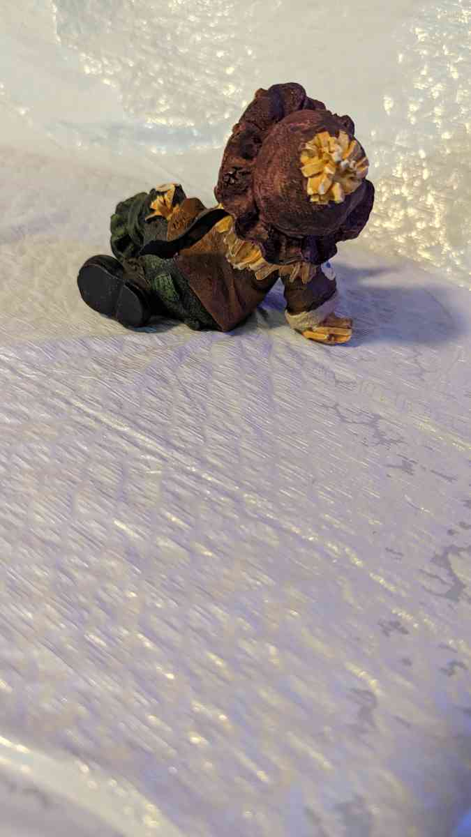 Resin Gardening Scarecrow Girl Figure - Phoenix, Arizona - FleaMarketBay