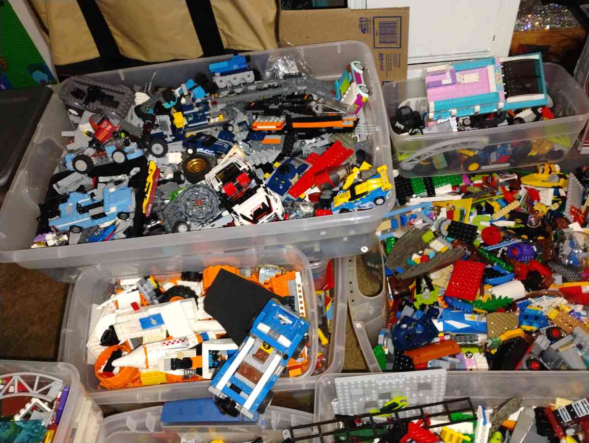 Lego 200lbs - Orange Park, Florida - FleaMarketBay