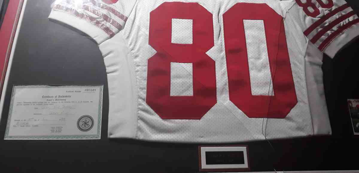 sighned  authenticated jerry rice jersey - Clarinda, Iowa - FleaMarketBay